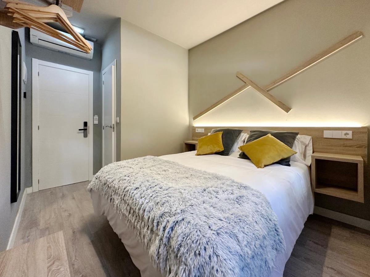 Hostal Maria Felisa Кандас Экстерьер фото
